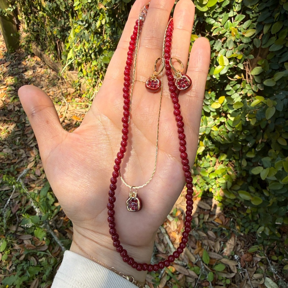 Red Bead Necklace and Pomegranate Pendant Earring Set
SET - Picture 5 of 8